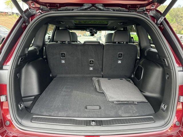 Photo of 2025 Velvet Red Pearlcoat Jeep Grand Cherokee