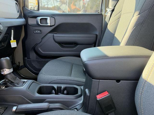 Photo of 2025 41 Jeep Wrangler