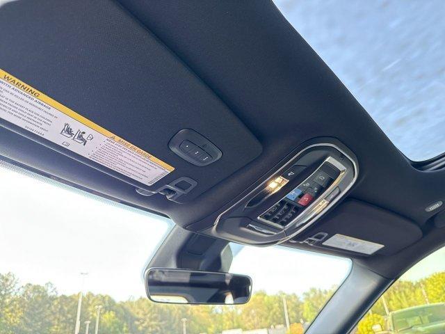 Photo of 2025 Silver Zynith Jeep Grand Cherokee