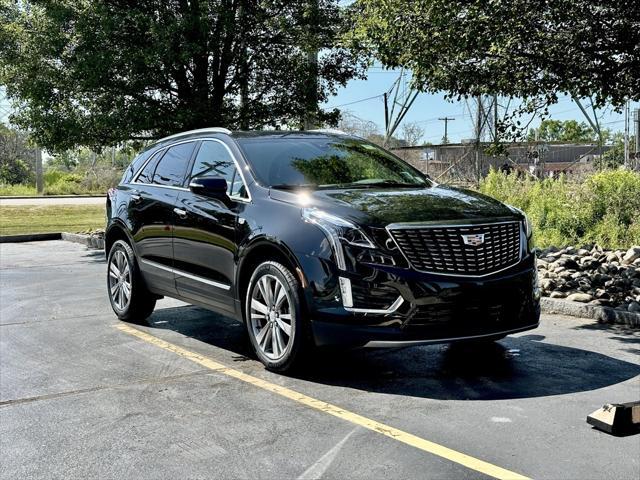 Photo of 2025 Stellar Black Metallic Cadillac XT5
