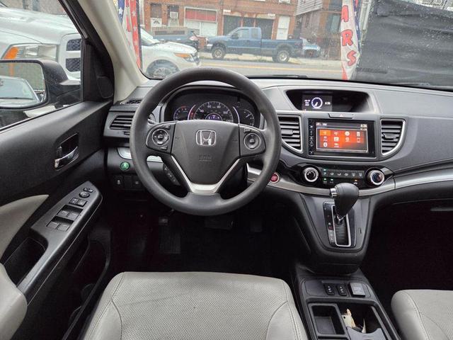 Photo of 2015 Crystal Black Pearl Honda CR-V