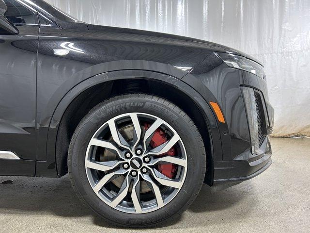 Photo of 2023 Stellar Black Metallic Cadillac XT6