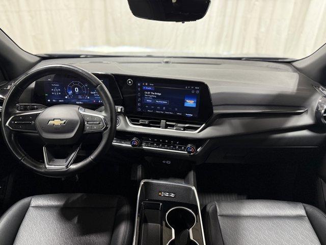 Photo of 2025 Lakeshore Blue Metallic Chevrolet Equinox