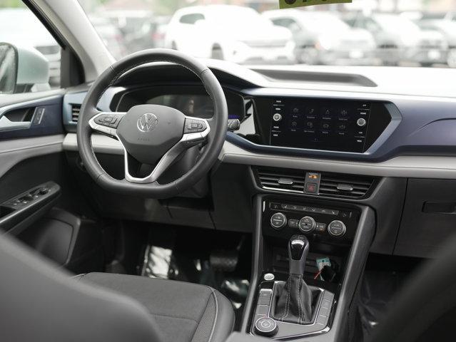 Photo of 2024 Pyrite Silver Metallic Volkswagen Taos