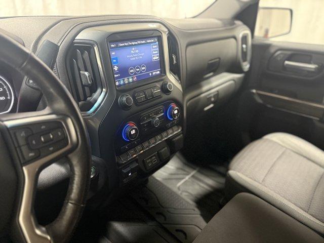Photo of 2019 Silver Ice Metallic Chevrolet Silverado 1500