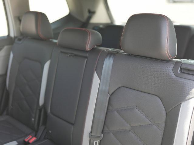 Photo of 2026 Opal White Pearl Volkswagen Atlas