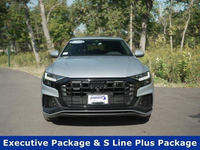 Photo of 2022 Florett Silver Metallic Audi Q8