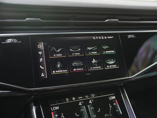 Photo of 2022 Florett Silver Metallic Audi Q8