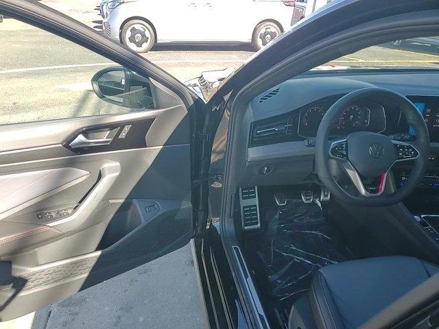 Photo of 2025 Deep Black Pearl Effect Volkswagen Jetta GLI