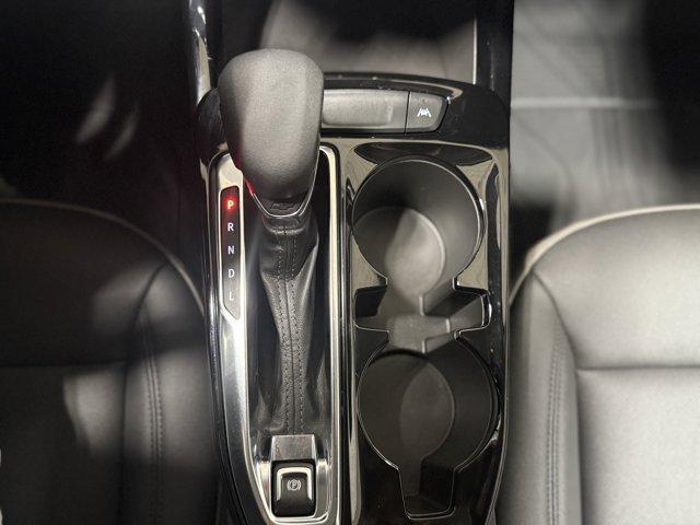 Photo of 2025 Summit White Chevrolet Trax