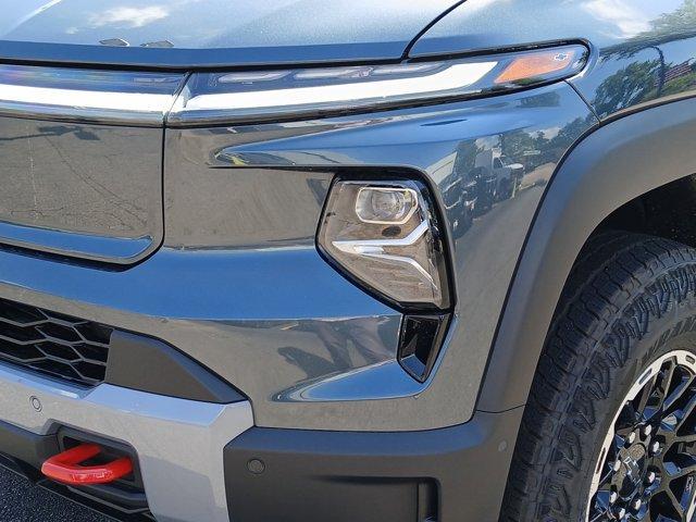 Photo of 2026 Blue Smoke Chevrolet Silverado EV