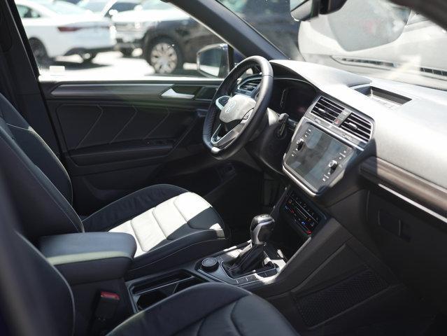 Photo of 2023 Atlantic Blue Volkswagen Tiguan