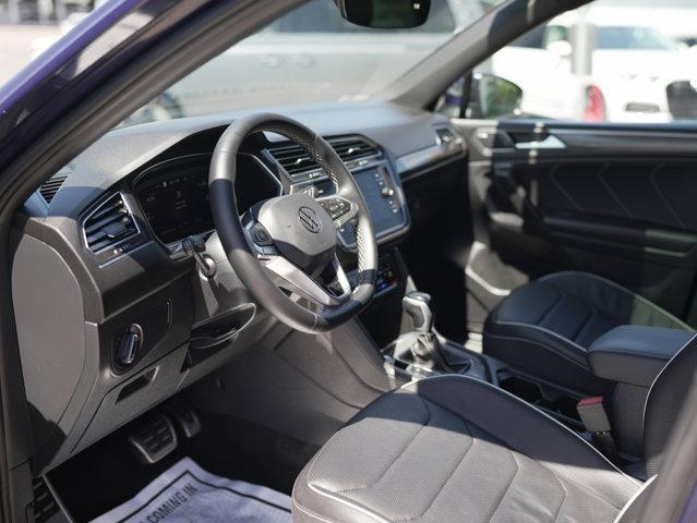 Photo of 2023 Atlantic Blue Volkswagen Tiguan