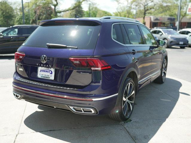 Photo of 2023 Atlantic Blue Volkswagen Tiguan