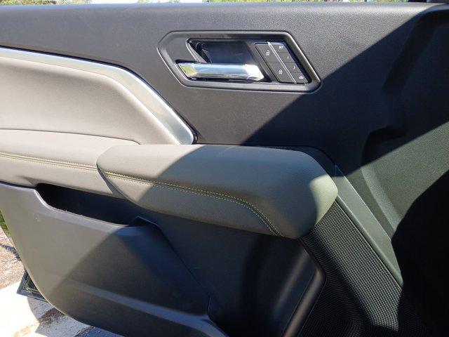 Photo of 2025 Black Chevrolet Colorado