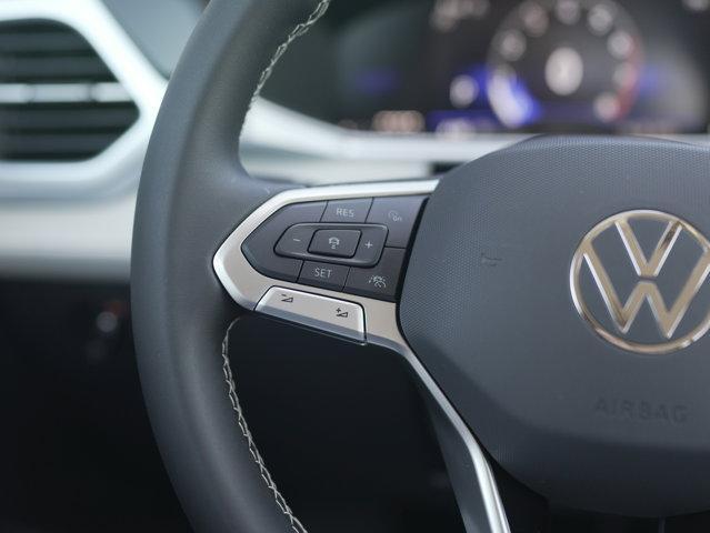 Photo of 2025 Pure White Volkswagen Taos