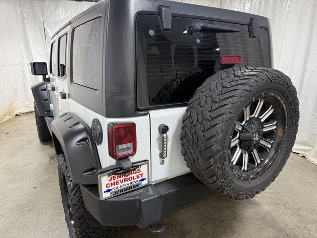 Photo of 2017 Bright White Clearcoat Jeep Wrangler Unlimited