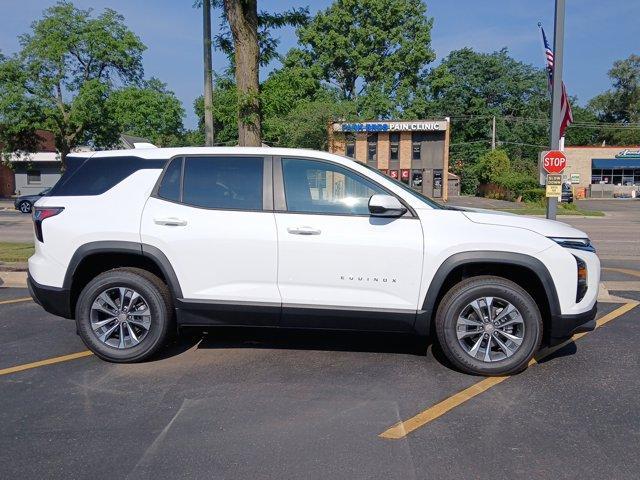 Photo of 2026 Summit White Chevrolet Equinox