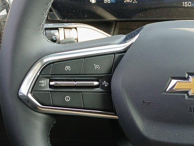 Photo of 2026 Summit White Chevrolet Equinox