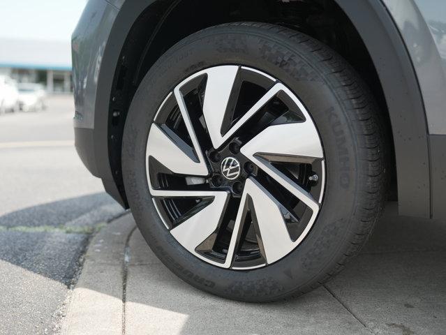 Photo of 2025 Platinum Gray Metallic Volkswagen Atlas