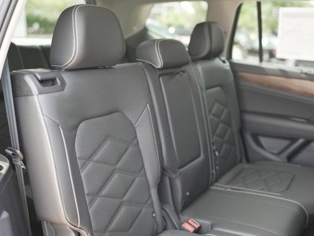 Photo of 2025 Platinum Gray Metallic Volkswagen Atlas