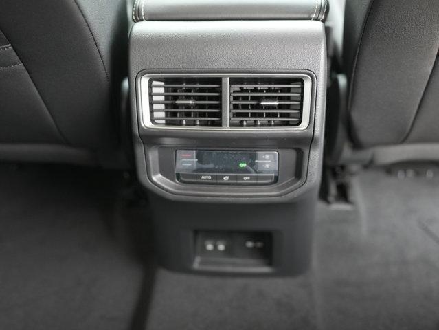 Photo of 2025 Platinum Gray Metallic Volkswagen Atlas