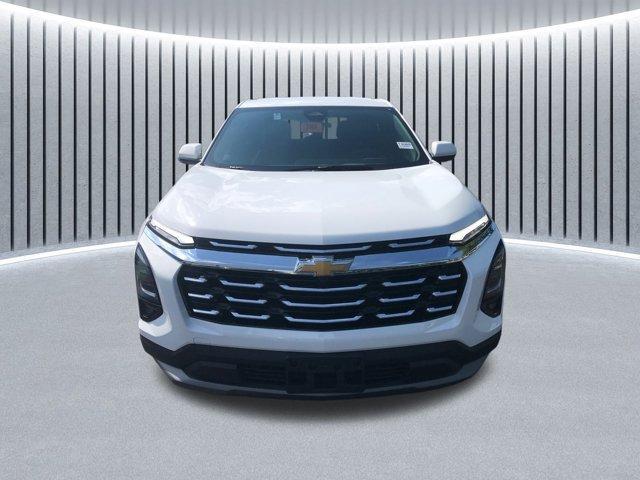 Photo of 2025 Summit White Chevrolet Equinox