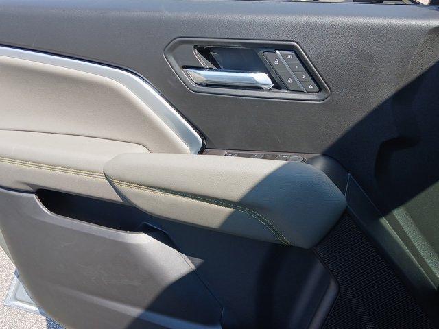 Photo of 2025 Sterling Gray Metallic Chevrolet Colorado