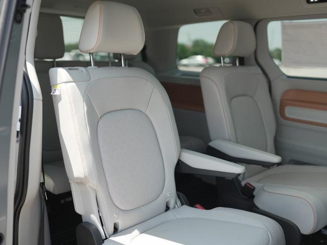 Photo of 2025 Metro Silver W/Candy White Upper Volkswagen ID. Buzz