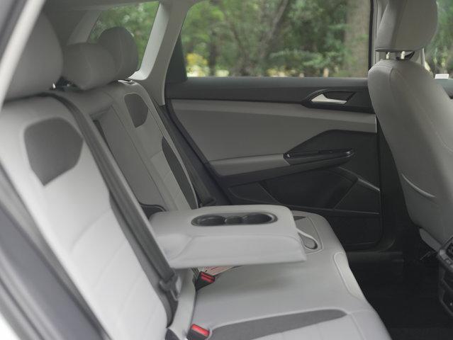 Photo of 2022 Pure White Volkswagen Taos