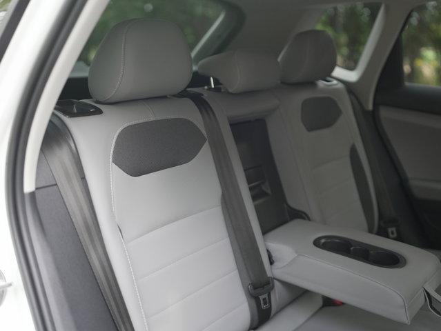 Photo of 2022 Pure White Volkswagen Taos