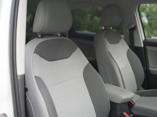 Photo of 2022 Pure White Volkswagen Taos