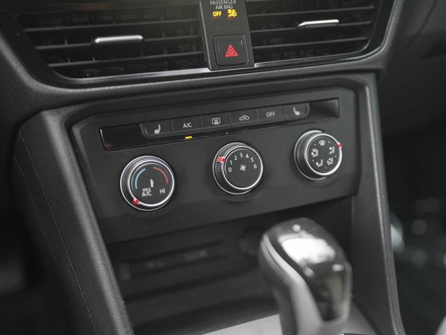 Photo of 2022 Pure White Volkswagen Taos
