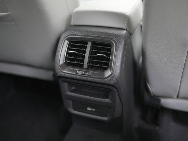 Photo of 2022 Pure White Volkswagen Taos
