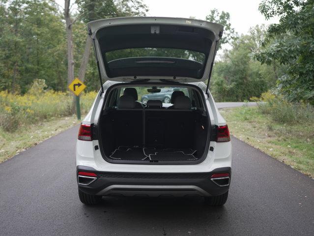Photo of 2022 Pure White Volkswagen Taos