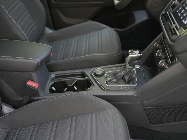 Photo of 2022 Deep Black Pearl Effect Volkswagen Tiguan