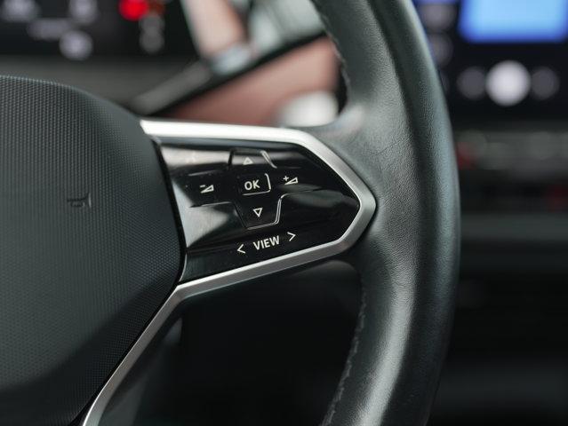 Photo of 2021 Glacier White Volkswagen ID.4