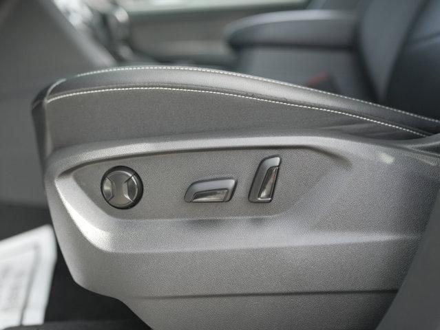 Photo of 2023 Pure White Volkswagen Atlas