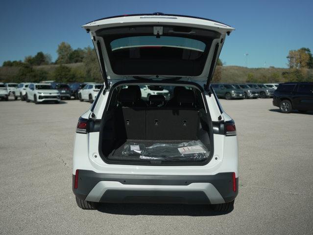 Photo of 2025 Pure White Volkswagen Tiguan