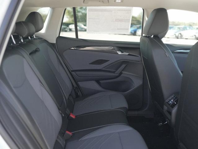 Photo of 2025 Pure White Volkswagen Tiguan
