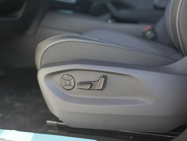 Photo of 2025 Pure White Volkswagen Tiguan