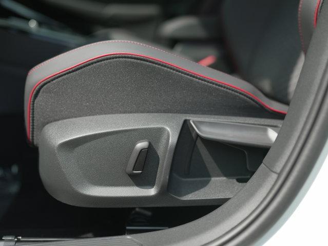 Photo of 2025 Opal White Pearl Effect Volkswagen Golf GTI