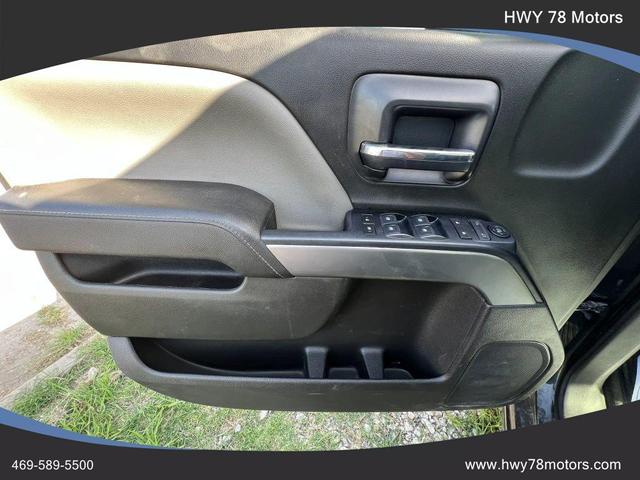 Photo of 2018 Graphite Metallic Chevrolet Silverado 1500