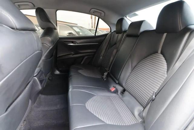 Photo of 2021 Predawn Gray Mica Toyota Camry