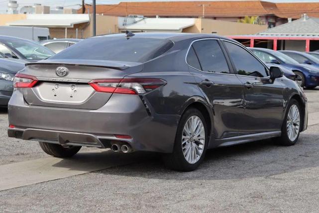 Photo of 2021 Predawn Gray Mica Toyota Camry