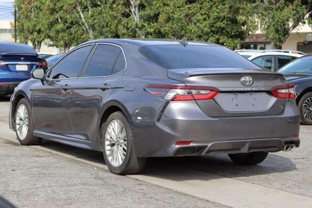 Photo of 2021 Predawn Gray Mica Toyota Camry