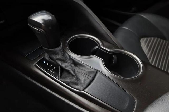 Photo of 2021 Predawn Gray Mica Toyota Camry