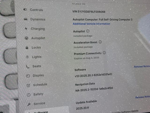 Photo of 2020 Grey Tesla Model Y
