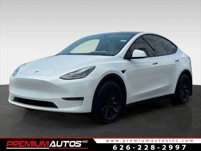Photo of 2021 Pearl White Multi-Coat Tesla Model Y