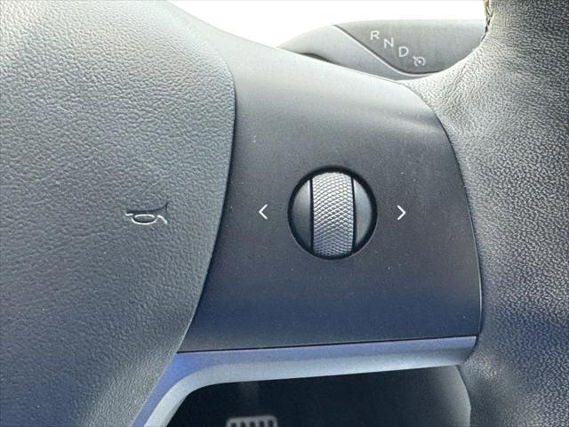 Photo of 2021 Pearl White Multi-Coat Tesla Model Y
